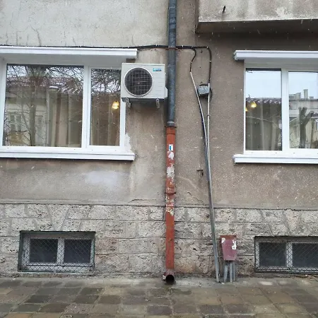 Two Bedroom Downtown Ivanovi * Varna