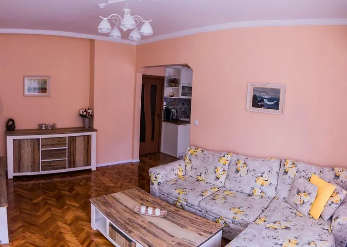 Two Bedroom Downtown Ivanovi Rum i privatbostad Varna